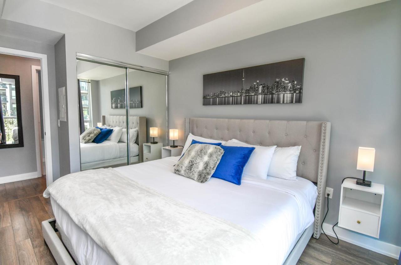 Pet Friendly Condos At Friday Harbour Innisfil Bagian luar foto